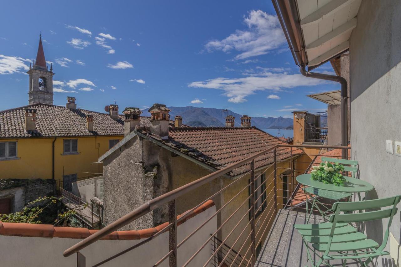 La Terrazza Di Marta Apartment Варена Екстериор снимка